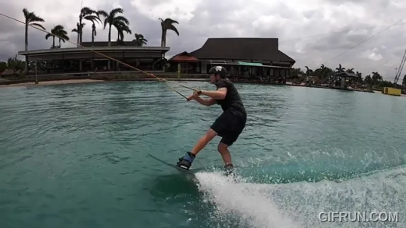 Crow Mobe nose grab